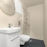 Πανσιόν - Bedroom With Private Bathroom