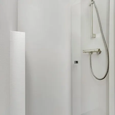 - Bedroom With Private Bathroom Penzion 3*