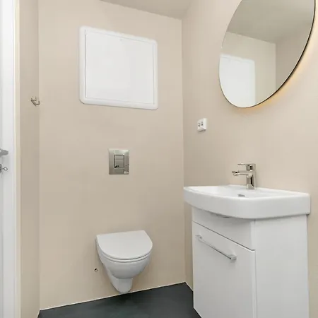 - Bedroom With Private Bathroom Vendégház