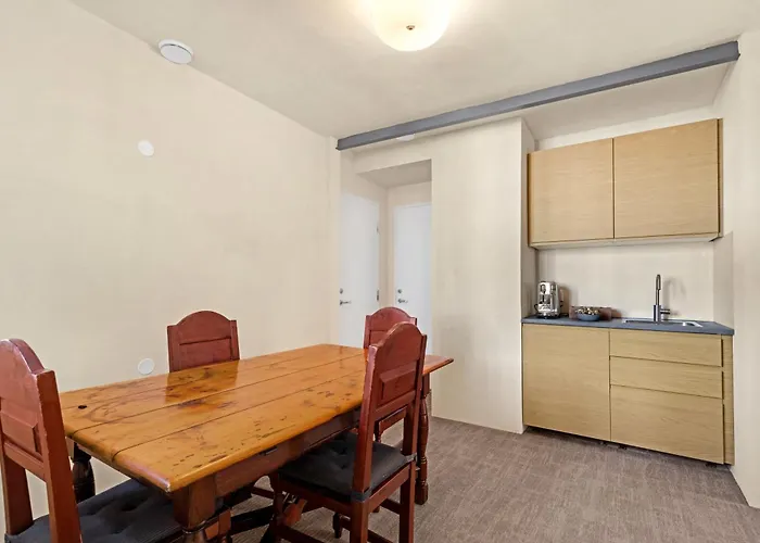 - Bedroom With Private Bathroom Πανσιόν 3*