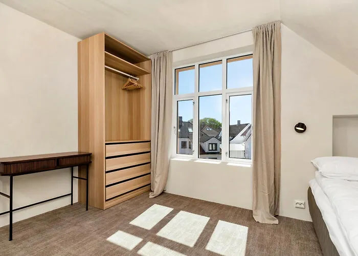 - Bedroom With Private Bathroom Πανσιόν