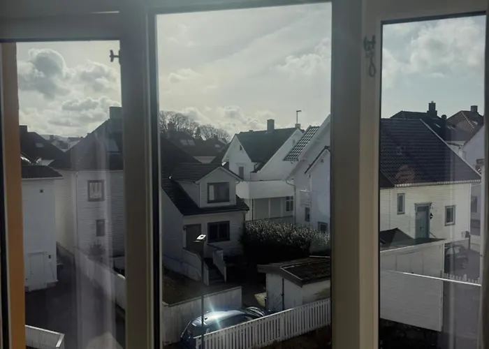 Гостевой дом - Bedroom With Private Bathroom 3*