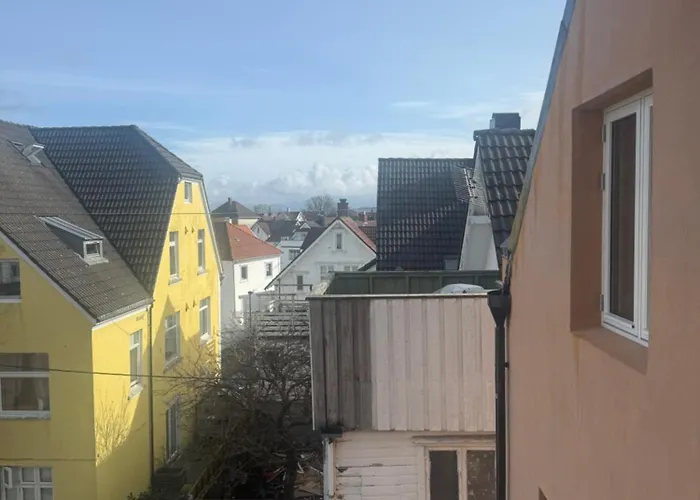 - Bedroom With Private Bathroom 3* Ставангер